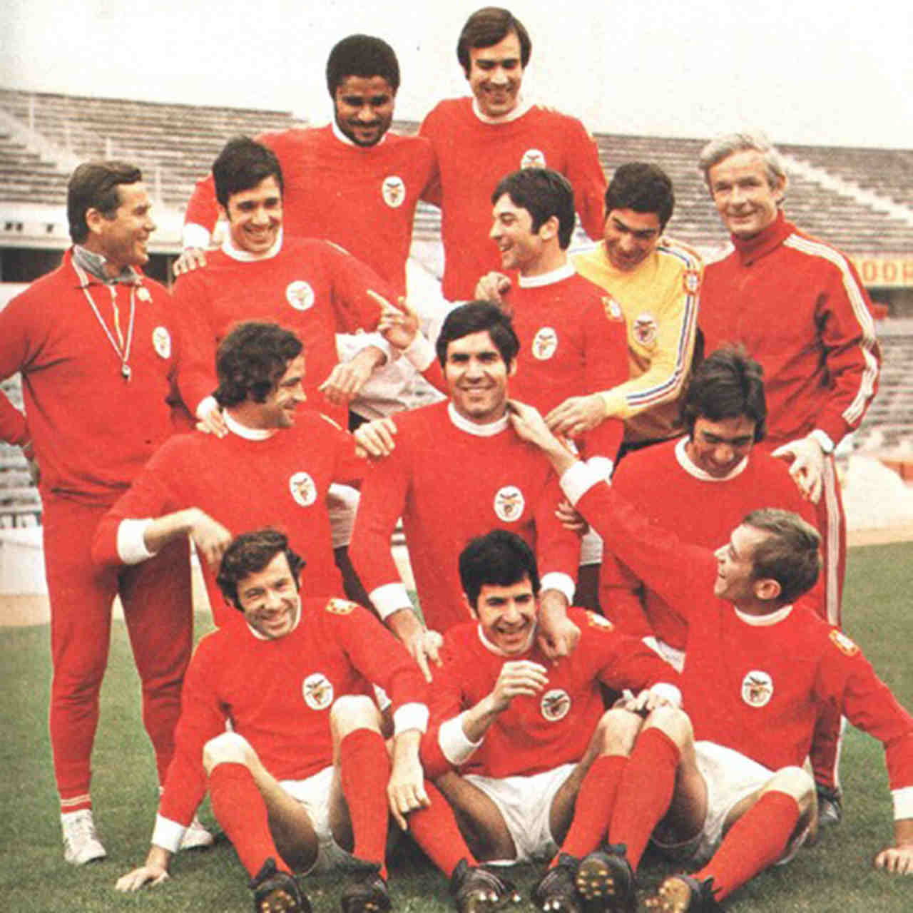 Benfica - Na temporada 1972/73, liderado por Eusébio, o time português levantou a taça sem nenhuma derrota em sua campanha (28 vitórias e 2 empates).