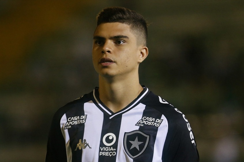 Fernando Costanza - lateral-direito - 23 anos - Krylya Samara - contrato até 30/06/202 / Valor de mercado: 1 milhão de euros (R$ 5,76 milhões)