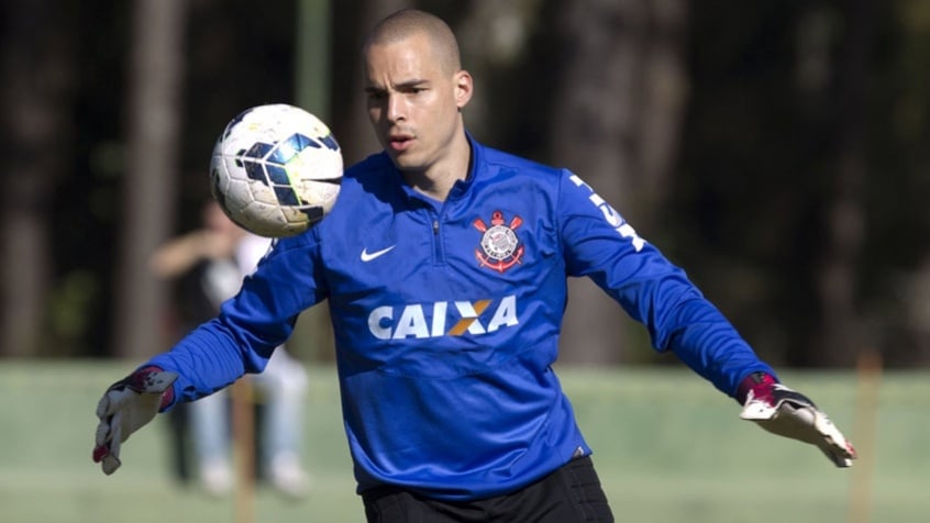 JULIO CESAR: Goleiro - 38 anos atualmente - reserva na campanha do Mundial - O jogador defendeu o Timão até 2014, quando se transferiu para o Náutico. O goleiro se aposentou em 2022 após defender o Red Bull Bragantino por três temporadas.