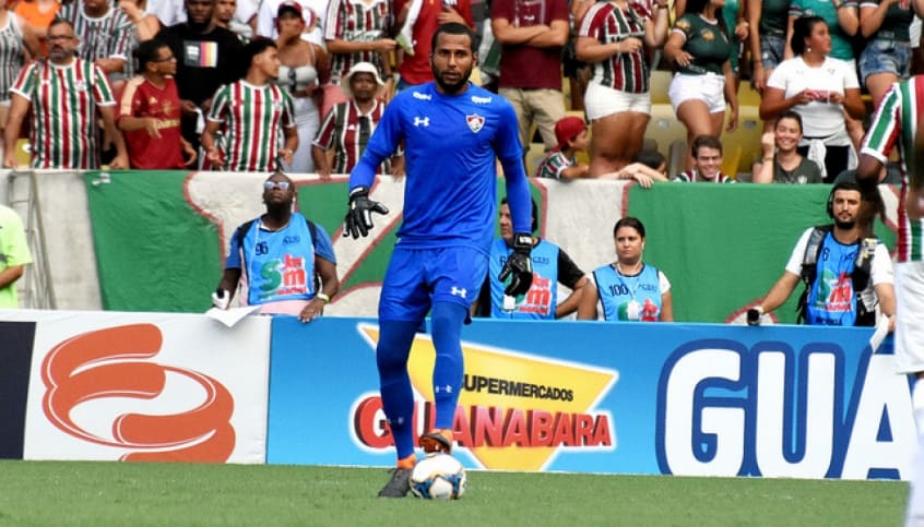 O Fluminense acertou o empréstimo do goleiro Rodolfo ao Oeste, de São Paulo, até o fim do Campeonato Paulista, previsto para 23 de maio. O arqueiro tem contrato com o Tricolor até o fim de 2021 e vinha treinando no CT Carlos Castilho depois de a Conmebol reduzir sua pena no caso de doping, cumprindo um ano, sete meses e 20 dias de suspensão.