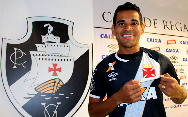 Éderson - Emprestado pelo Kashiwa Reysol (JAP), ficou no Vasco entre 2016 e o início de 2017. Atualmente, ele defende o Fortaleza.