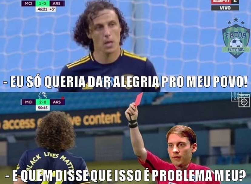 David Luiz vira piada na web após falhas contra o Manchester City