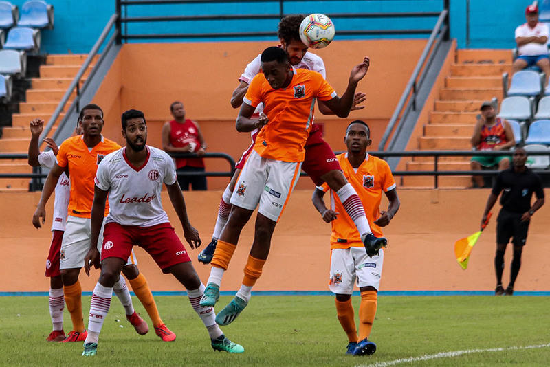 SENSAÇÃO: Leonardo Martins, editor - O Nova Iguaçu vem embalado após ficar em primeiro na fase preliminar. A equipe Laranja teve apenas uma derrota em dez jogos e chega com moral, podendo dar trabalho aos times mais tradicionais.