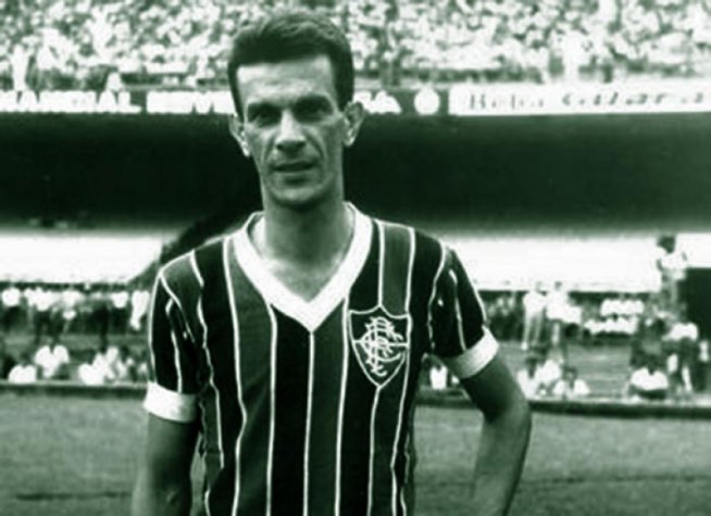Telê Santana - ‘Fio de Esperança’, ele chegou ao Fluminense ainda nas categorias de base e foi promovido ao profissional em 1951. A partir disso, foi um dos grandes da história do futebol, atuou em 557 partidas pelo Tricolor, o terceiro com mais jogos e o quinto maior artilheiro. 