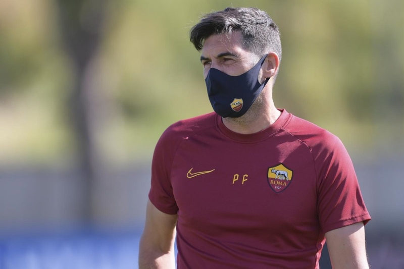 MORNO - A Roma parece já se preocupar com o futuro e está disposta a renovar o contrato do técnico Paulo Fonseca. De acordo com o jornal "Calciomercato", o português de 47 agradou ao clube italiano e pode ter o vínculo estendido até 2022. Atualmente o acordo vai até junho de 2021, no fim da próxima temporada.