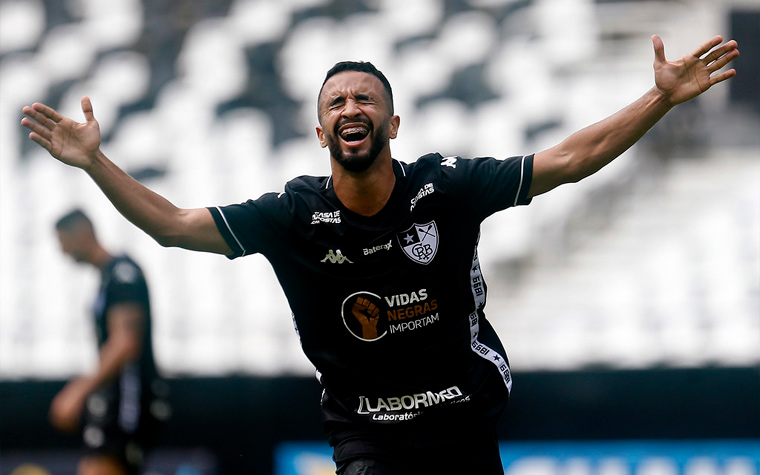 Caio Alexandre: Um dos destaques do Glorioso no Campeonato, ele foi um dos poucos que “se salvaram”. Jogador de muita qualidade e potencial sofreu um desconforto no músculo adutor da coxa esquerda e ficou de fora das partidas contra o São Paulo e contra o Ceará. 