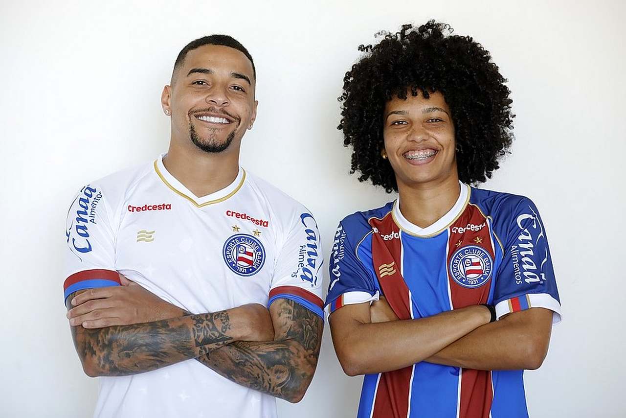 A camisa do Bahia para a temporada 2020 saiu de um concurso feito com a participação do torcedor. O mesmo havia ocorrido no ano anterior, o que vem se tornando tradição do clube baiano. A escolha dos vencedores também foi feita pela torcida.