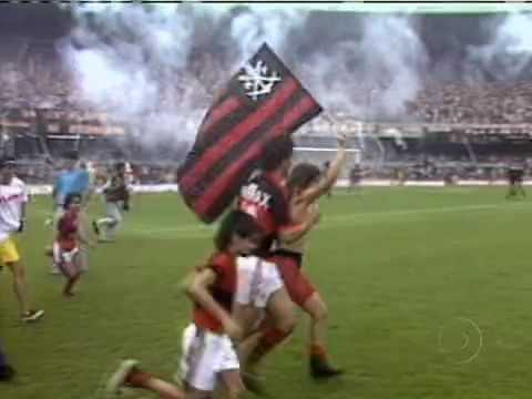 13. Flamengo 1x0 Internacional - 13/12/87 - O dia do tricampeonato brasileiro (na polêmica Copa União).
