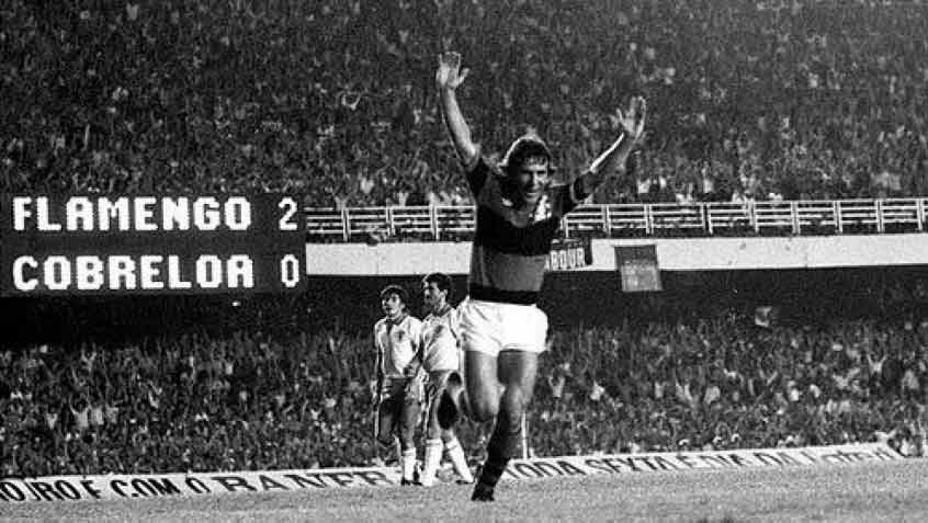 Campeão da Libertadores de 1981, o Flamengo venceu o Cobreloa, do Chile, no Maracanã, no primeiro jogo da decisão. O placar foi de 2 a 1.