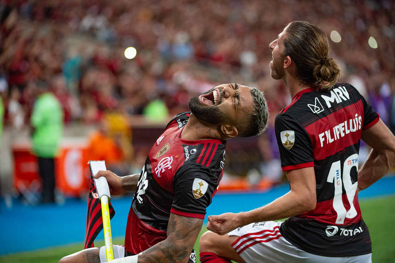 Flamengo completa 300 jogos no novo Maracanã; veja números, títulos e jogos  marcantes, flamengo