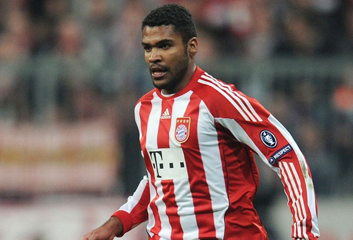 6º - Breno - O zagueiro foi vendido na temporada 2007/08 para o Bayern de Munique, por 12 milhões de euros (cerca de 77,6 milhões de reais). 