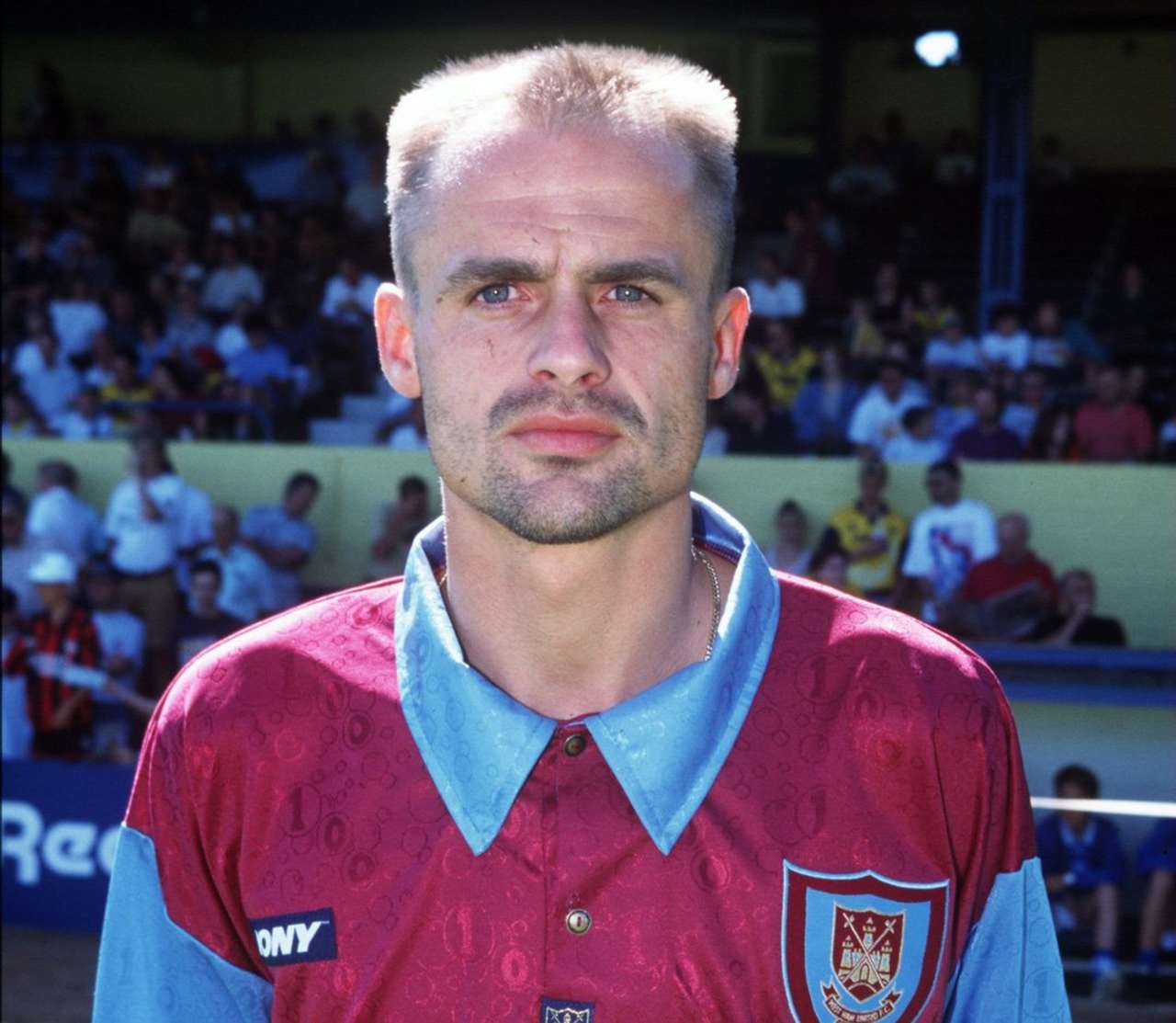 20° - O ex-atacante holandês Marco Boogers chegou ao West Ham em 1995, mas decepcionou, colecionando empréstimos durante os três anos que ficou no clube. Ao todo, foram somente quatro partidas e nenhum gol marcado.