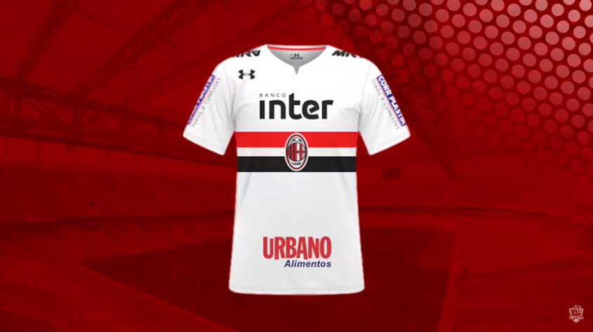 Camisa do Milan com características brasileiras