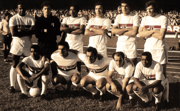 No dia 27 de junho de 1971, o Tricolor paulista derrotou o Palmeiras por 1 a 0, com gol de Toninho Guerreiro, e sagrou-se campeão Paulista, o primeiro título da história do clube dentro do Morumbi, que estava com mais de 115 mil torcedores.