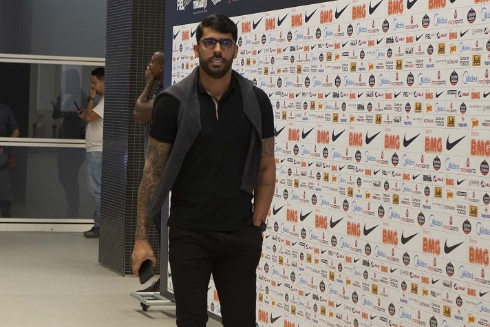 Vilson - embora estivesse machucado, fazia parte do elenco e era um dos amigos de jogo naquele grupo, inclusive recebeu visita do centroavante no hospital. Atualmente o ex-zagueiro é o gerente de futebol do clube.