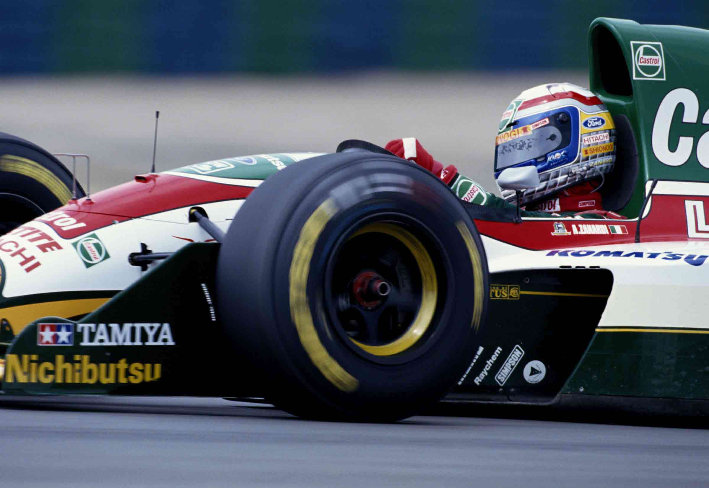 Mais um ano, mais uma equipe: eis Zanardi no GP da França de 1993 pela Lotus 