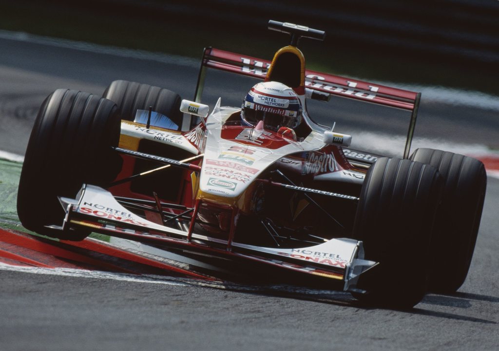 Aqui, Zanardi voltava a correr diante de sua torcida em Monza. Detalhe: ainda buscava seu primeiro ponto na temporada. Algo que não conseguiu até o fim da temporada. Algo que lhe tirou da F1