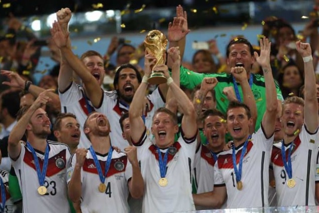4 títulos - Alemanha: 1954, 1974, 1990 e 2014