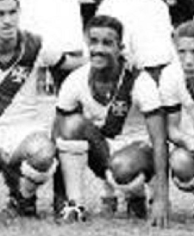 20º - Alvinho - 18 gols - Atacante do Vasco no início dos anos 50, Alvinho fez parte do ataque cruz-maltino que contou com craques como Chico, Ademir, Vavá e Pinga.
