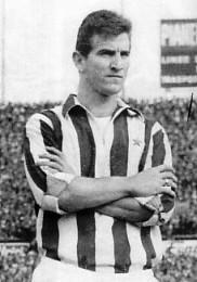 Armando Miranda - atacante - 1962/1963 - 17 jogos e 12 gols - Clubes no Brasil: Corinthians e Flamengo