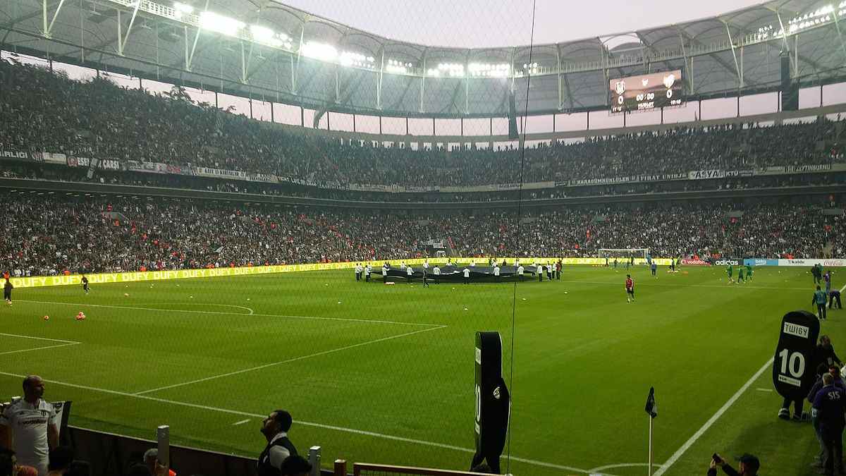 7 - Besiktas Stadium - Besiktas (Turquia)