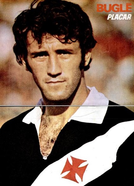18º - Buglê - 20 gols - Autor do primeiro gol da história do Mineirão, Bougleaux, o Buglê, brilhou também no Maracanã vestindo a camisa do Vasco entre 1968 e 1974.