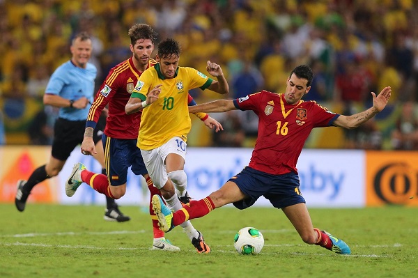 ... a Espanha de Busquets acabou derrotada pelo Brasil na final, novamente no Maracanã, por 3 a 0.