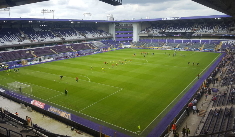 14 - Anderlecht (BEL) Jogos:200/ Vitórias:70/ Empates:44/ Derrotas:86/ GM:282/ GS:320/ Título: 0