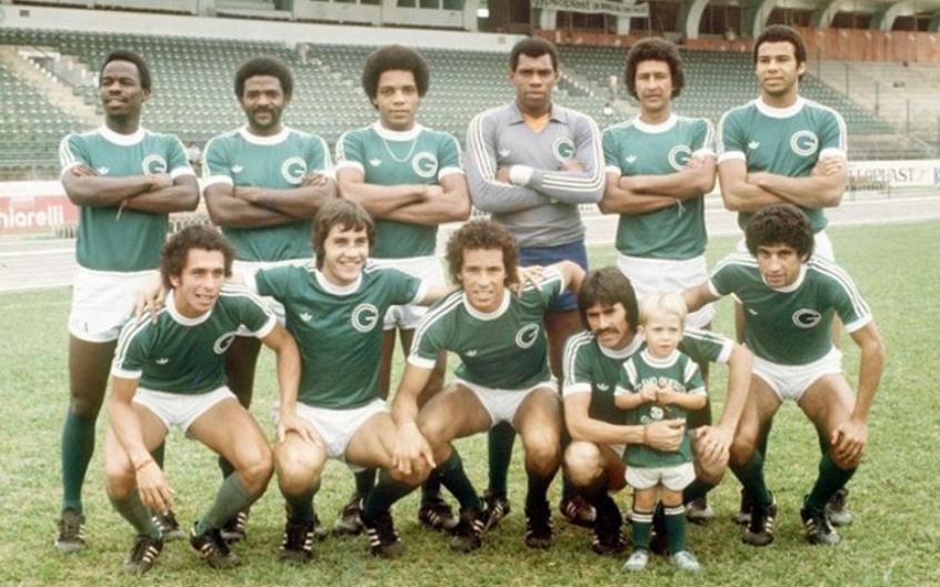 Guarani - 1978 - O Bugre foi o primeiro e único time do interior a levantar a taça do Campeonato Brasileiro. O time de Campinas venceu o Palmeiras nos dois jogos por 1 a 0, tanto no Morumbi, quanto no Brinco de Ouro.