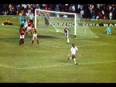 Foi de Assis que saiu o gol no último minuto em 11 de dezembro de 1983 para dar mais um título do Estadual ao Fluminense. Naquela edição, a final foi feita em um triangular entre Flu, Fla e Bangu. Uma derrota ou empate deixaria a decisão para os adversários. Com a vitória e a derrota do Bangu no jogo seguinte, mais um troféu para Laranjeiras.