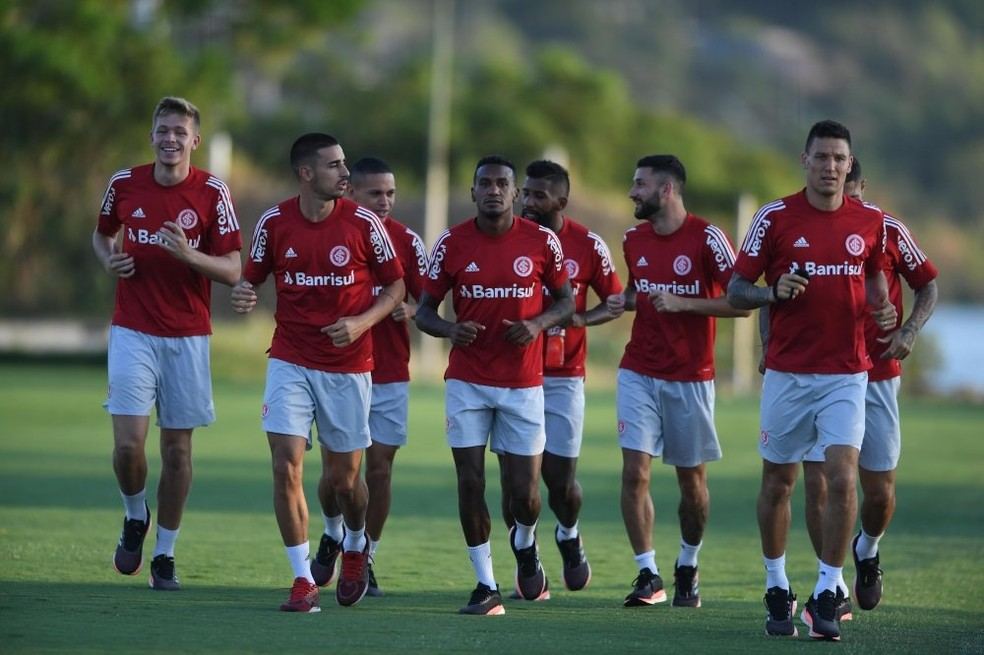 18° - Internacional - O elenco do Colorado passou por testes de coronavírus no começo de junho e não teve casos registrados entre os jogadores. Quem pegou a doença foi o presidente do clube, Marcelo Medeiros.