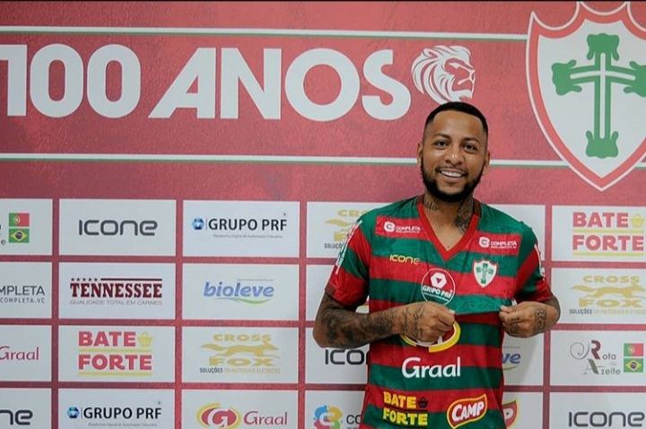 FECHADO - A Portuguesa anunciou a contratação do atacante Luan Viana, que estava na Bulgária, e acumula passagens pela própria Portuguesa, além de Paraná, Grêmio e categorias de base da seleção. Ele chega para a disputa da Série A-2 do Paulista.