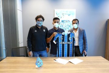 FECHADO - O Grêmio anunciou a renovação do lateral-direito Matheus Nunes, que foi capitão da equipe na última Copa São Paulo de Futebol Júnior. Seu novo contrato vai até o final de 2023.