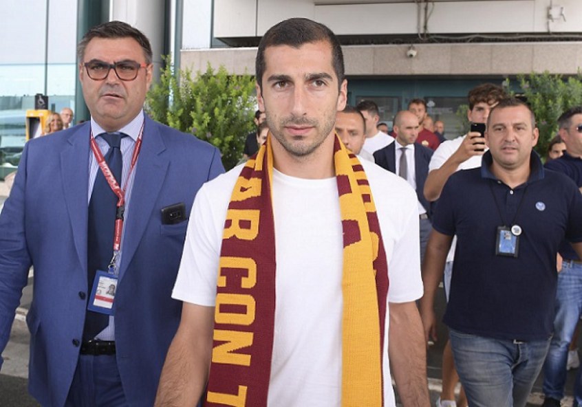 ESQUENTOU - Emprestado pelo Arsenal para a Roma, o meia Mkhitaryan afirmou, em entrevista ao jornalista Grant Wahl, que quer permanecer no clube italiano. Seu contrato de empréstimo vai até o fim da temporada. 