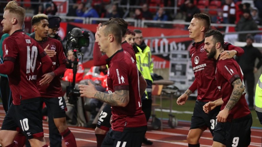 Nuremberg - Divisão atual: segunda divisão alemã - Títulos: nove Campeonatos alemães e quatro Copas da Alemanha.