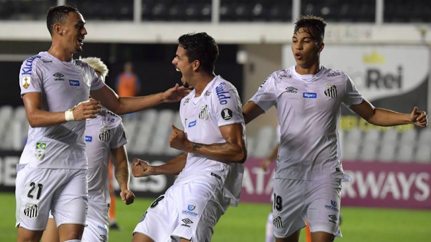 Santos 1 x 0 Delfín-EQU (Libertadores) - Éverson; Pará, Lucas Verissimo, Luan Peres e Felipe Jonathan; Jobson, Sánhez (Evandro) e Diego Pituca; Eduardo Sasha (Arthur Gomes), Soteldo e Kaio Jorge (Yuri Alberto).