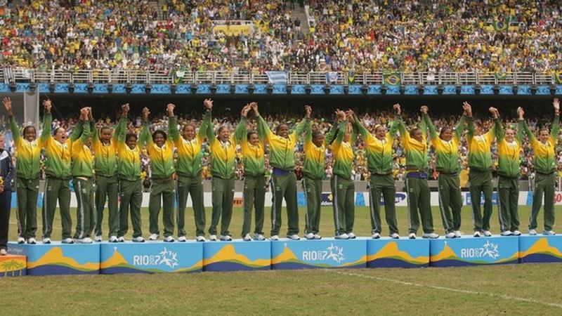 8 - Brasil 5x0 Estados Unidos - Em 2007, a seleção feminina disputava a medalha no Pan-Americano. Com direito a uma exibição incrível, as brasileiras golearam as americanas e conquistaram a medalha no maior estádio do país, o templo sagrado. Os gols foram marcados por Marta (2), Cristiane (2), e Daniela Alves.