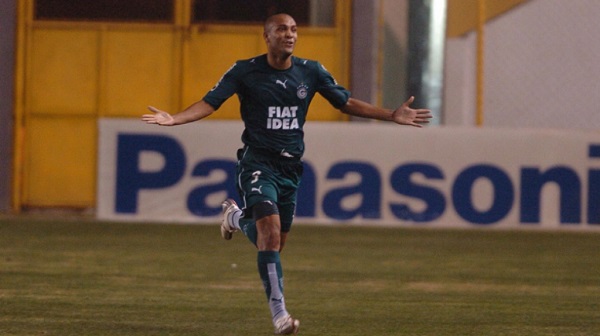2006 - Souza - Goiás - 17 gols
