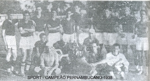 Em 1938, o Sport alcançou sua maior goleada: pelo Campeonato Pernambucano, a equipe fez 16 a 0 sobre o Flamengo de Recife.
