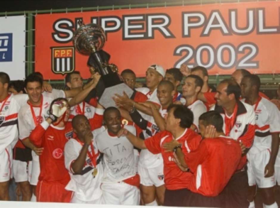 No ano seguinte, em 2002, sob comando de Oswaldo de Oliveira, o Tricolor conquistou o Supercampeonato Paulista em cima do Ituano.