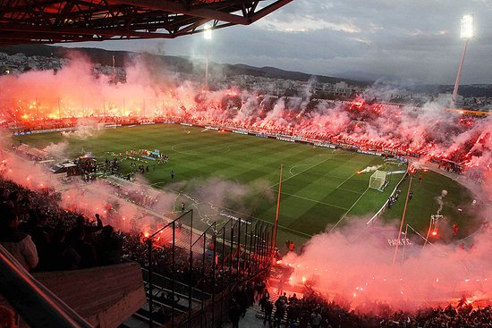 19 - Estádio Toumba - Paok (Grécia)