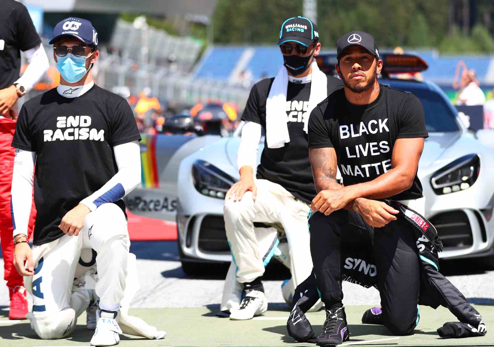 Os pilotos fizeram protesto contra o racismo antes do GP da Áustria