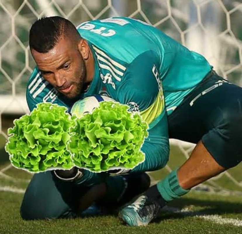 Memes: Frango de Weverton e grande partida de Cássio foram os destaques nas zoeiras do Dérbi