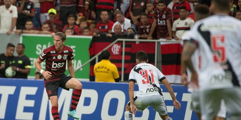 Ao longo da história do Clássico dos Milhões, o confronto já foi disputado em cidades como  Goiânia (GO), Guará, Aracaju (SE), Vitória da Conquista (BA), Cariacica (ES), Manaus (AM), Governador Valadares (MG), Natal (RN), São Luís (MA), Brasília (DF) e Cuiabá (MT).