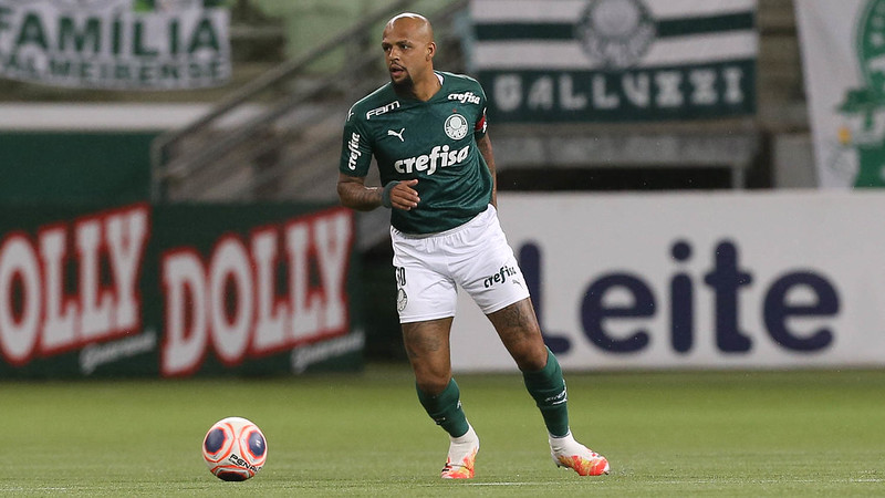 Felipe Melo (37 anos) - Volante do Palmeiras