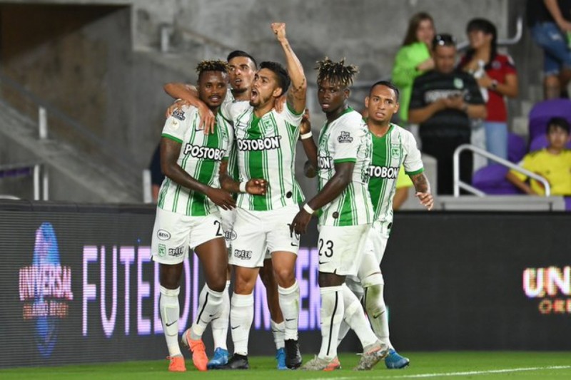 Vencedor da Fase prévia 1 - Atlético Nacional (COL) [foto] ou Libertad (PAR) - Pote 4