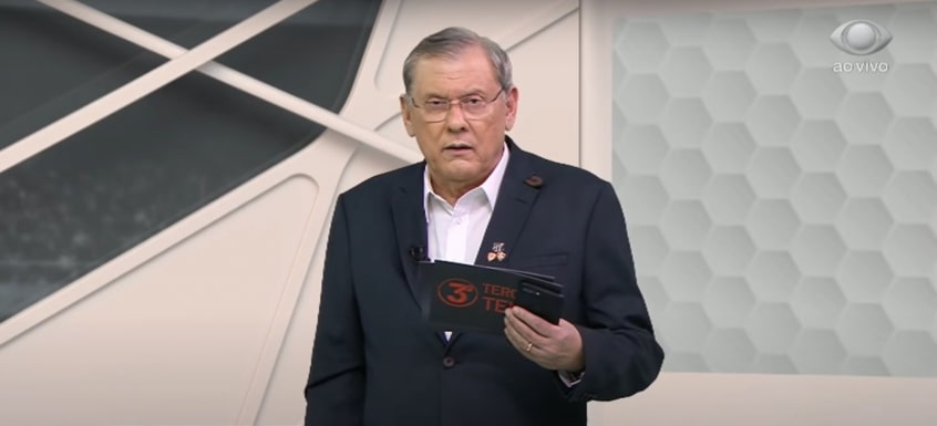 "Fla na final e Pedro é o melhor jogador brasileiro em atividade no mundo. Viu, Tite?", escreveu Milton Neves em um tweet no dia primeiro de setembro. Em seguida, fez mais uma postagem, comparando o camisa 21 do Flamengo com Gabigol: "Gabi 'Ex Gol' só fazia gol fácil ou de pênalti. Nem isso faz mais e já foi eclipsado pelo Pedro. Pedro está na Copa e o 'Ex Gol' verá a Copa pela TV, como eu...".