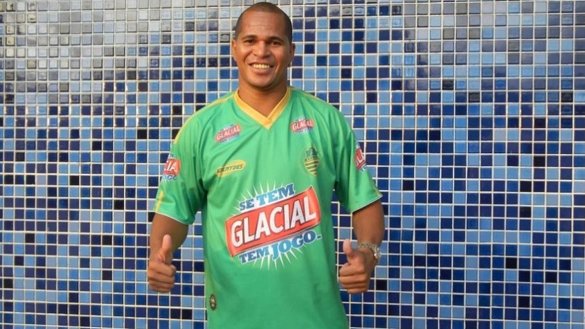 Aloísio Chulapa, ex-jogador de futebol, participou de "A Fazenda 10".