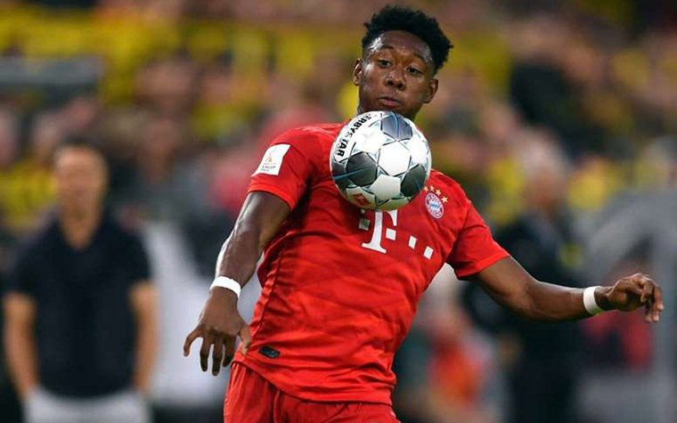 MORNO - O futuro de David Alaba segue indefinido no Bayern de Munique pelo pedido de salário de 20 milhões de euros (R$ 121 milhões) anuais, segundo o “Bild”.  Manchester City e PSG observam de perto todo o imbróglio.