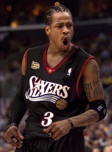 Allen Iverson- Practice? Um dos grandes nomes da NBA nos anos 2000, Iverson sempre teve personalidade forte, causando problemas para ele, especialmente com seus treinadores. Descontente com a reserva no Memphis Grizzlies, Iverson foi dispensado. Depois, aconteceu algo similar no Philadelphia 76ers e não voltou mais
